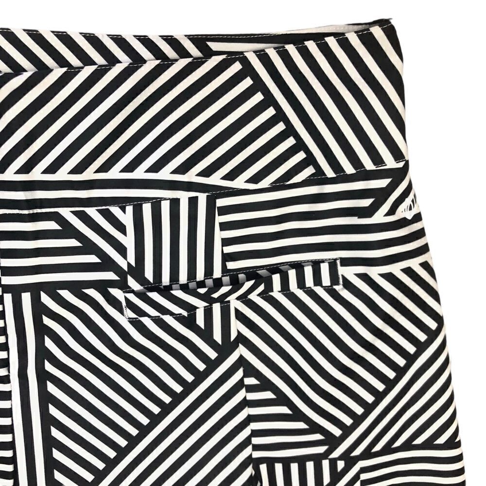 GGblue Luxe Skirt Skort Tennis Golf Geometric Print Bottom Flare Sz 16 NWOT - Picture 6 of 12